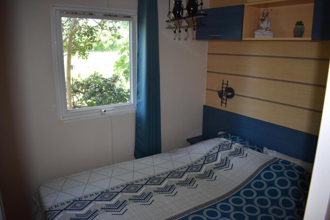 Mobil-Home Sur Terrain Bucolique Hyères Exteriör bild